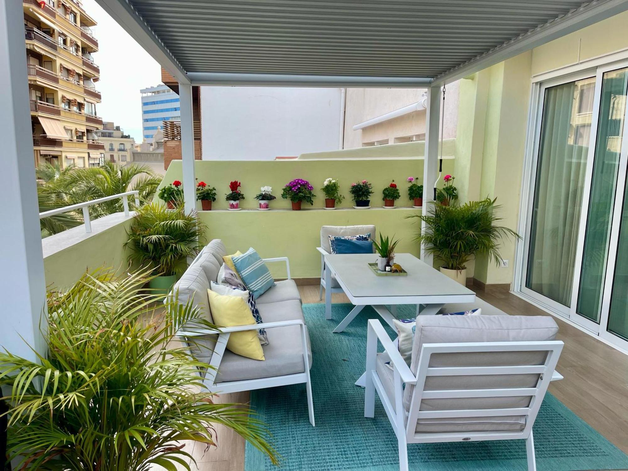 Gran Atico Con Terraza En El Centro De Alicante Kültér fotó